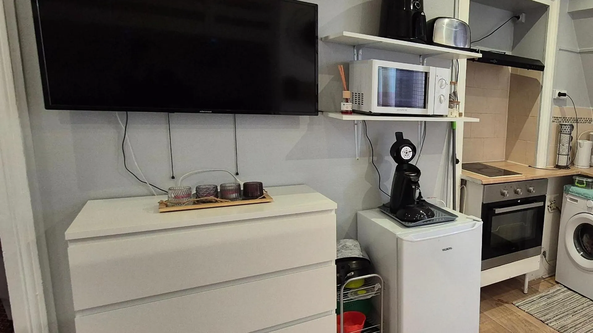 Joli Studio Parisien 0*, Paris Fransa